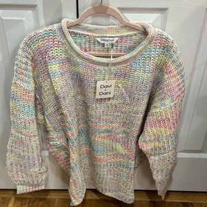 NWT DAVI AND DANI ELECTRIC WAVE SWEATER IN SIZE MEDIUM